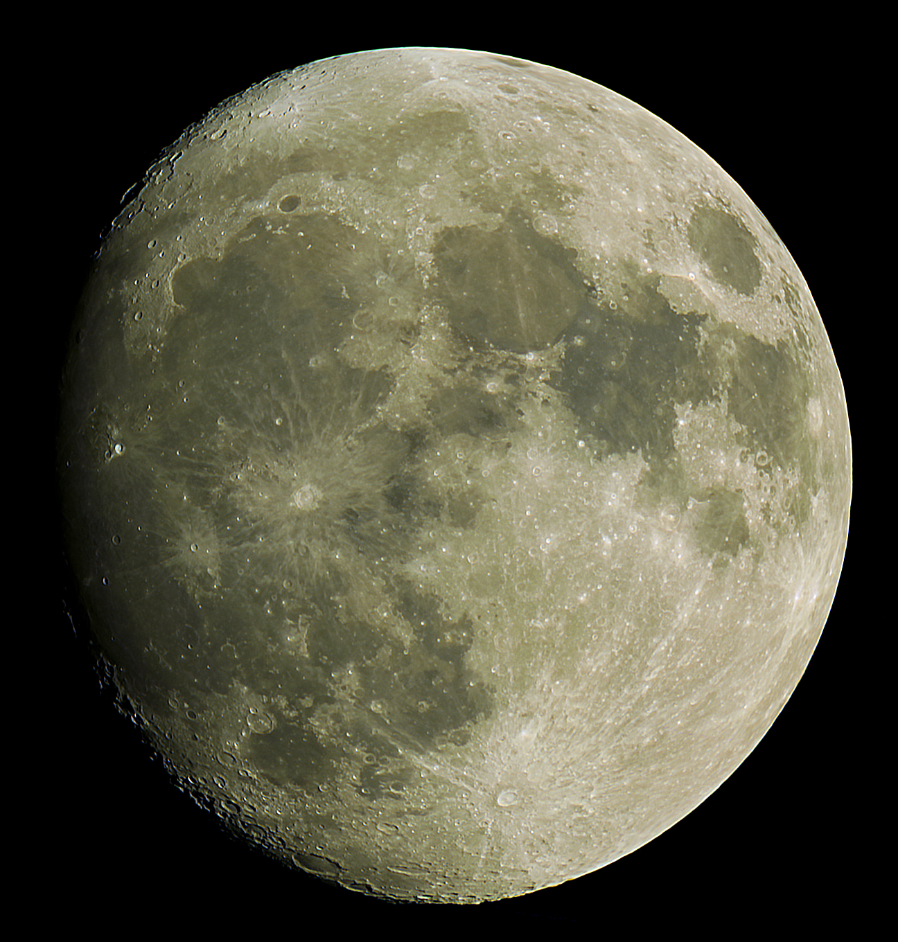 moon_8_06_2025_stack_100fr