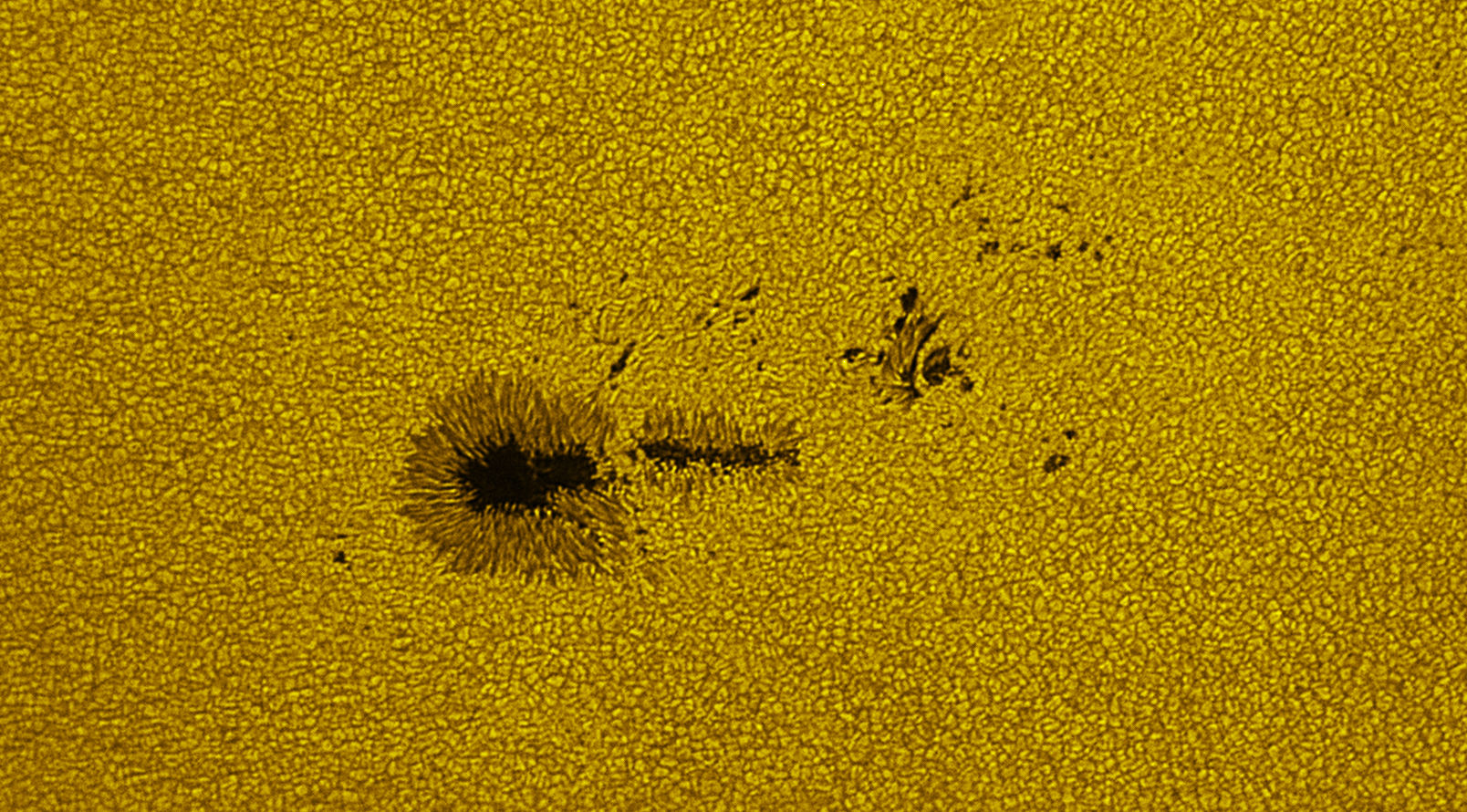 2025-09-06-0707_8-U-L-Sun_lapl5_ap2220_colour