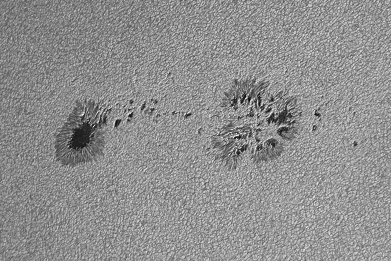 2025-09-20-0815_5-U-L-Sun_lapl5_ap2126_bw.jpg