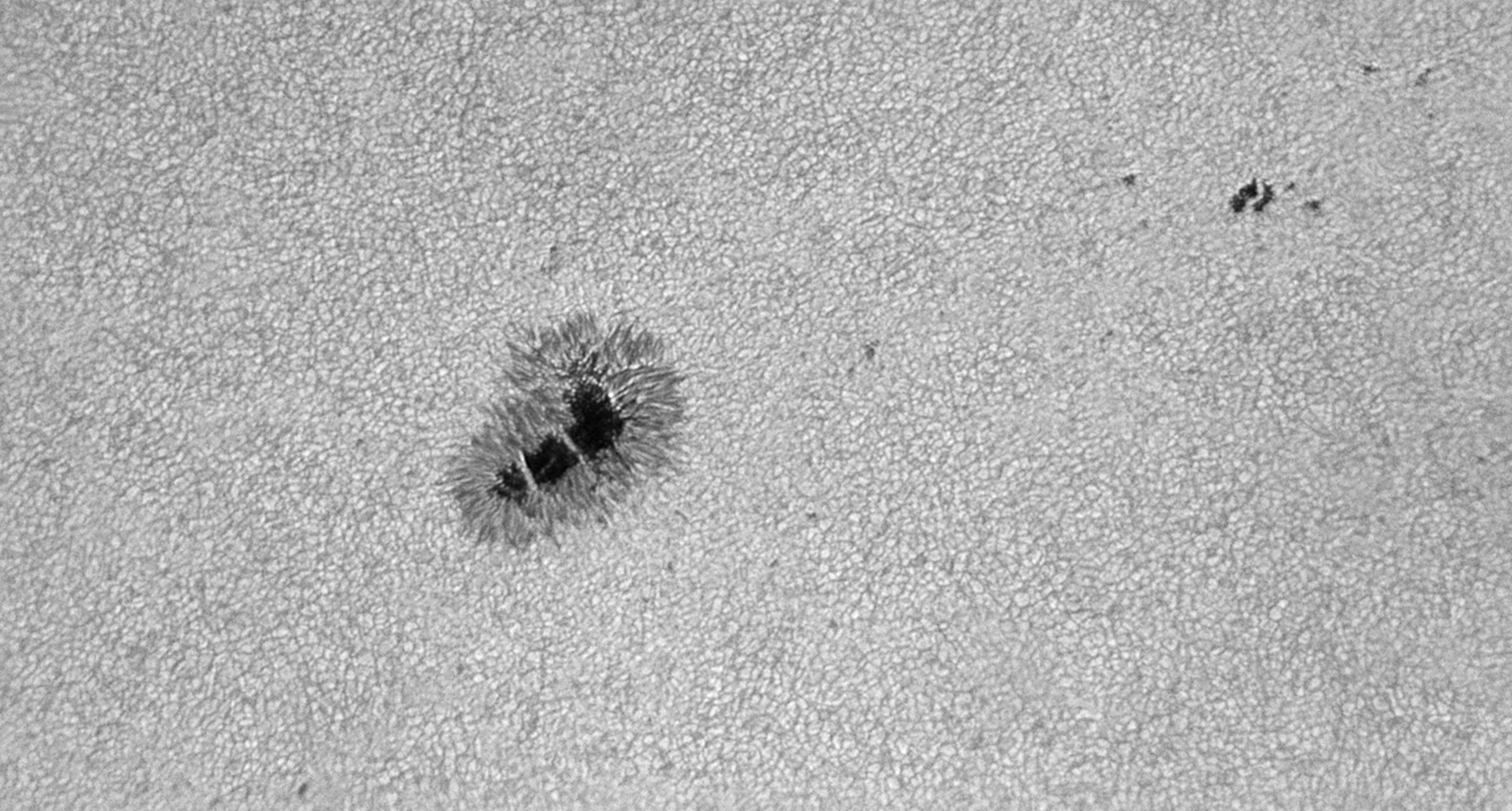 2025-09-20-0830_0-U-L-Sun_lapl5_ap2126_bw.jpg