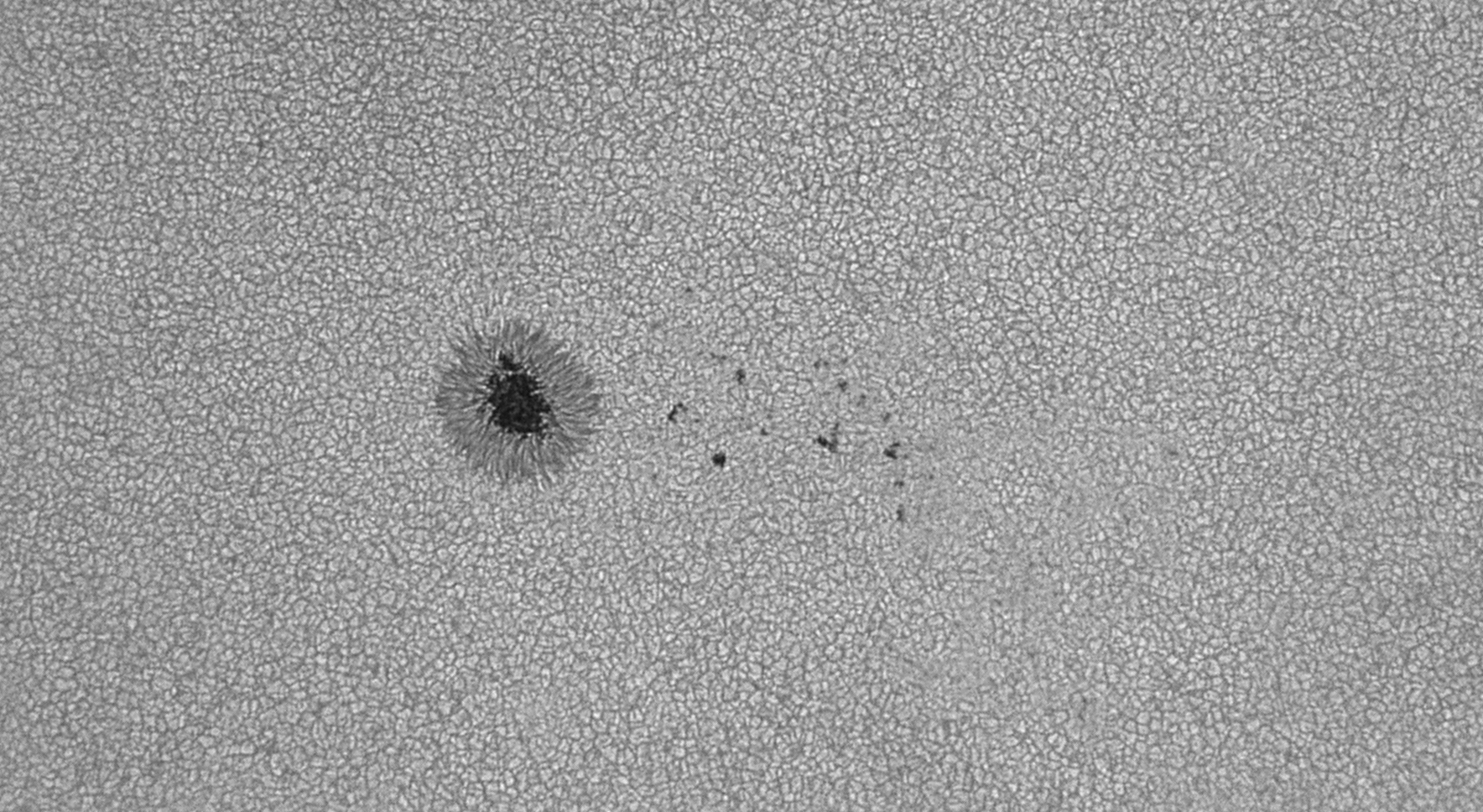 2025-09-20-0838_7-U-L-Sun_lapl5_ap2139_bw.jpg