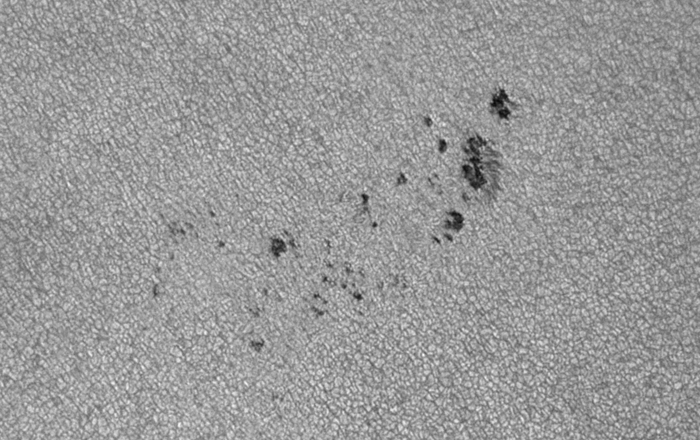 2026-05-05-0758_0-U-L-Sun_lapl3_ap3431_bw.jpg