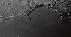 Залив Радуг (SINUS IRIDUM) 2011/08/23 01:38:03 UT